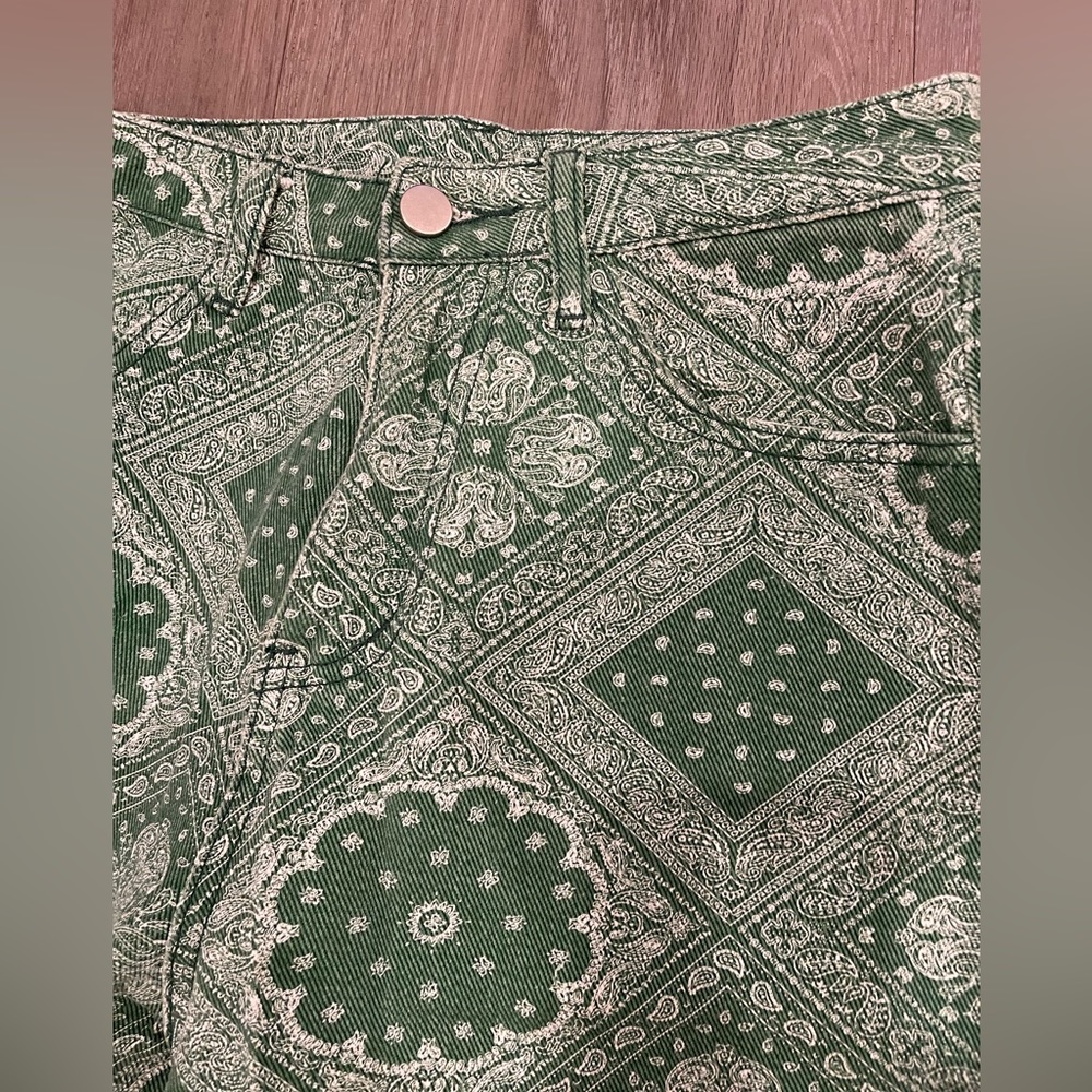 green pants - Picture 2 of 3